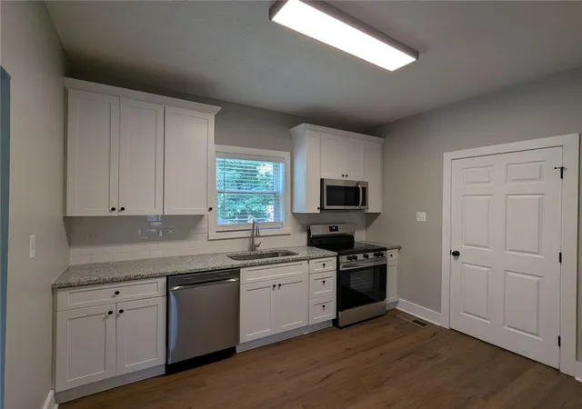 5th image of 305 Burson Ave, Carrollton, GA 30117 | MLS# 7787880