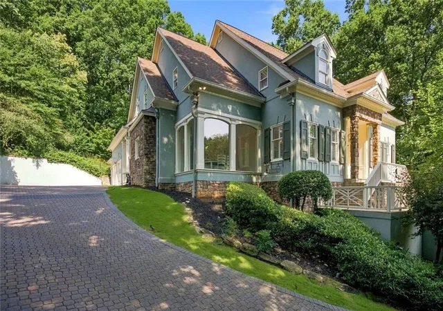 5th image of 7560 Bridgegate Ct, Sandy Springs, GA 30350 | MLS# 7821678