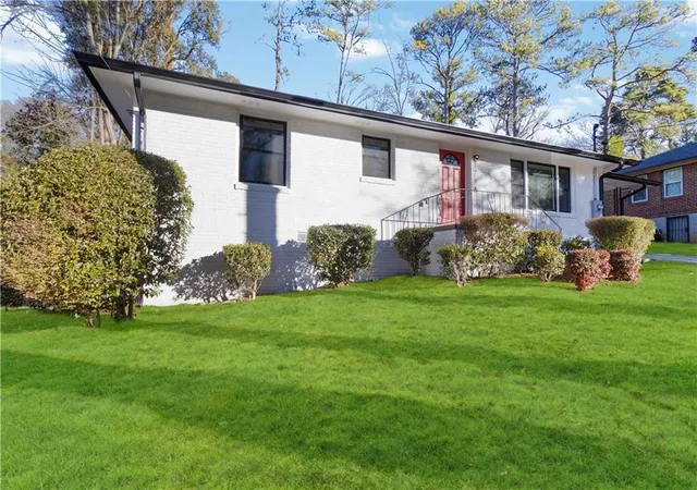 3rd image of 1796 Arkose Dr Se, Atlanta, GA 30316 | MLS# 7775933