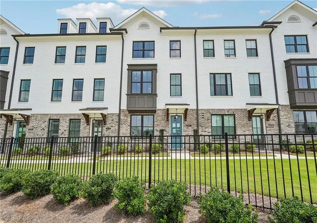 Photo 3 of Townhouse for sale at 4211 Millcroft Pl #215, Buford, GA 30518 | MLS# 7810383 | Listing updated on 2026-09-20