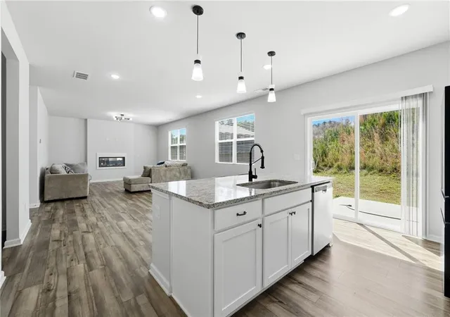 5th image of 1068 Prudence Dr, Lawrenceville, GA 30045 | MLS# 7756866