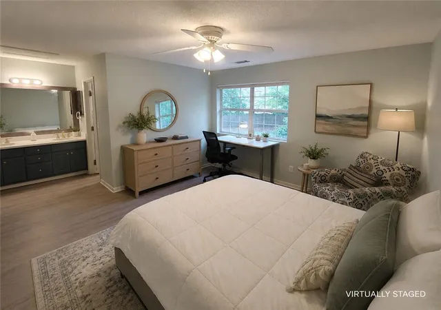 Photo 4 of Sale Pending at 579 Picketts Bnd Ct, Marietta, GA 30008 | MLS# 7817932 | Listing updated on 2026-08-22