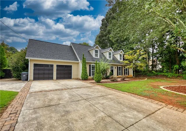 Photo 2 of Sale Pending at 123 The Esplanade Way, Loganville, GA 30052 | MLS# 7819268 | Listing updated on 2026-10-10
