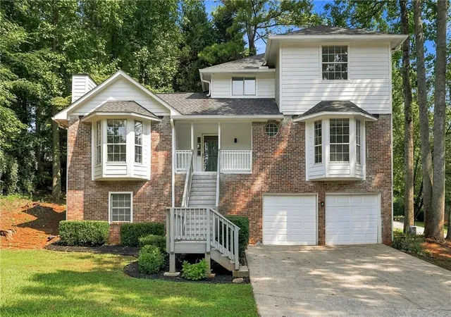 Photo 1 of Sale Pending at 1933 Hamby Pl Dr Nw, Acworth, GA 30102 | MLS# 7805867 | Listing updated on 2026-09-08
