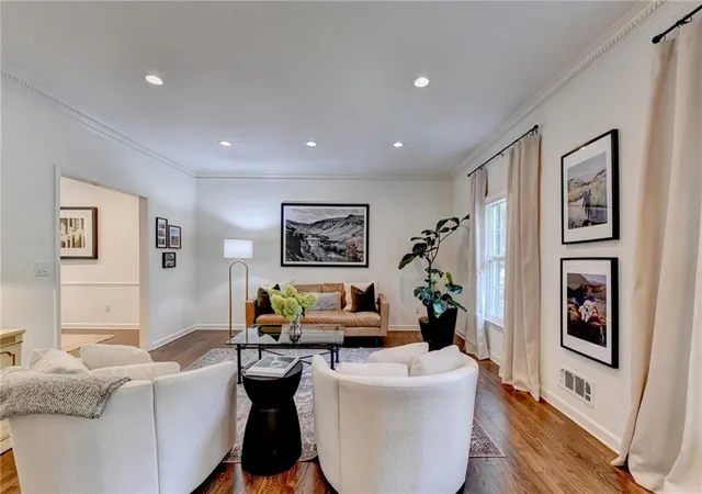 Photo 4 of Sale Pending at 585 Cambridge Way, Sandy Springs, GA 30328 | MLS# 7811705 | Listing updated on 2026-09-30