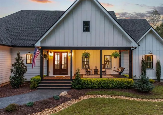 Photo 1 of Single family home for sale at 1424 Ridge Pointe Way, Blairsville, GA 30512 | MLS# 7856692 | Listing updated on 2026-10-21