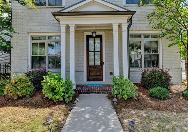 3rd image of 11205 Olbrich Trl, Johns Creek, GA 30097 | MLS# 7823789