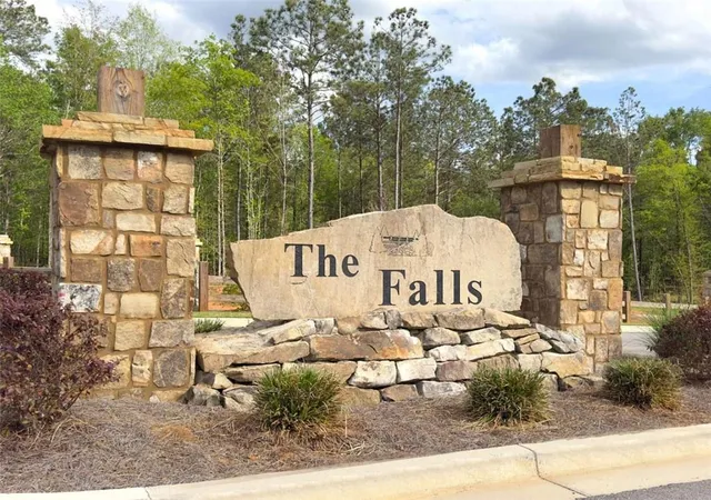 Homes for sale in Milledgeville, GA | 113 The Falls Ln, Milledgeville, GA 31061 | MLS# 7748324