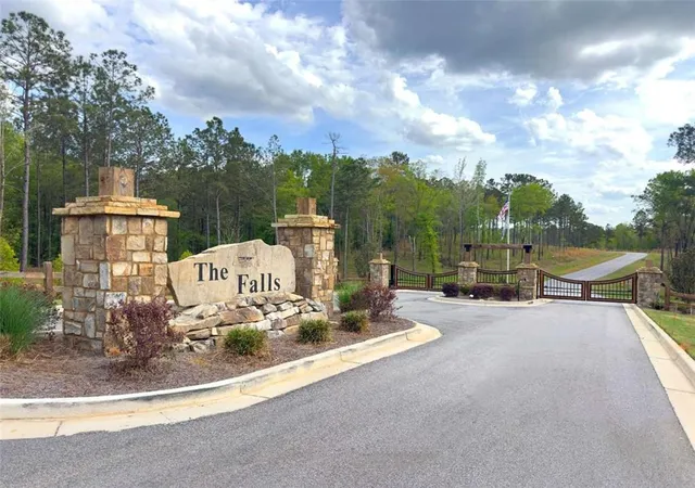 Homes for sale in Milledgeville, GA | 113 The Falls Ln, Milledgeville, GA 31061 | MLS# 7748324