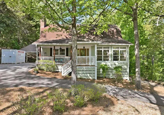 Photo 1 of Sale Pending at 3627 Griffin Dr, Gainesville, GA 30506 | MLS# 7756631 | Listing updated on 2026-08-21