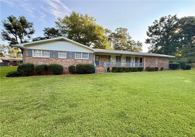 Photo 1 of Single family home for sale at 1010 Wesley Park Dr Sw, Marietta, GA 30064 | MLS# 7636278 | Listing updated on 2026-09-09