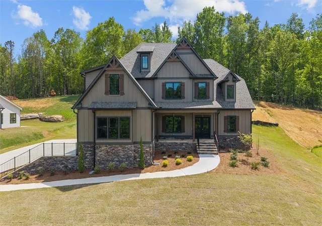 Homes for sale in Carrollton, GA | 161 West Lake Blvd, Carrollton, GA 30116 | MLS# 7675212
