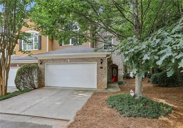 Photo 3 of Townhouse for sale at 3239 Tomeh Way, Tucker, GA 30084 | MLS# 7792789 | Listing updated on 2026-08-26