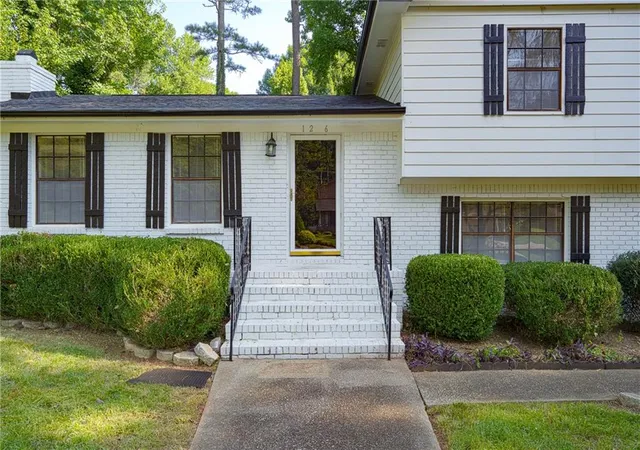 5th image of 1236 Country Pine Dr, Ellenwood, GA 30294 | MLS# 7803360
