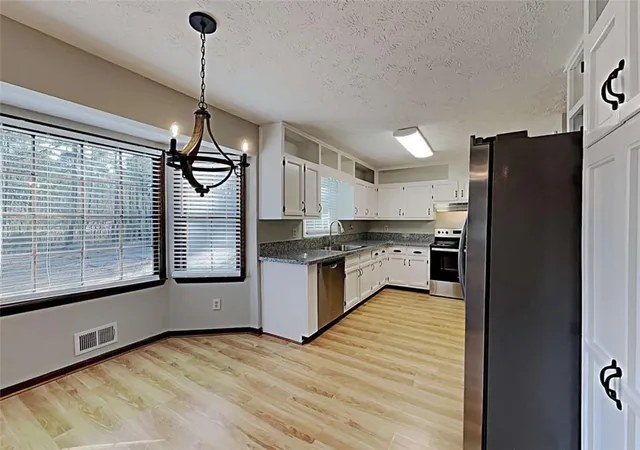 4th image of 185 Deer Forest Rd, Fayetteville, GA 30214 | MLS# 7787613