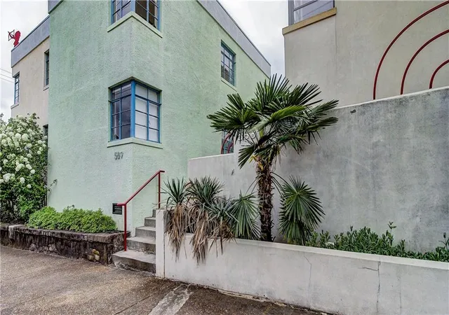 Condominium at 589 Auburn Ave Ne #E, Atlanta, GA 30312 | MLS# 5672124 | | Sold on 2016-05-31