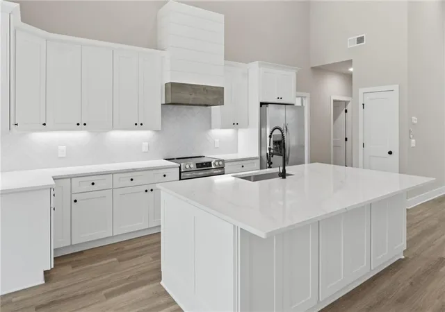 Photo 2 of Single family home for sale at 9130 Lisa Circle, Gainesville, GA 30506 | MLS# 7828774 | Listing updated on 2026-09-09
