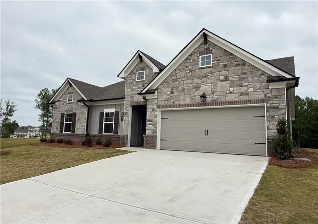 1st image of 5503 Tullis Dr, Gainesville, GA 30507 | MLS# 7723800