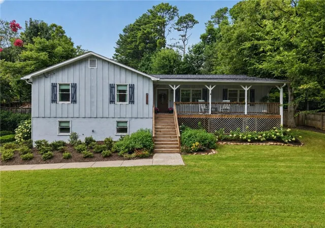 Photo 1 of Single family home for sale at 2036 Kellogg Crk Rd, Acworth, GA 30102 | MLS# 7816390 | Listing updated on 2026-09-21