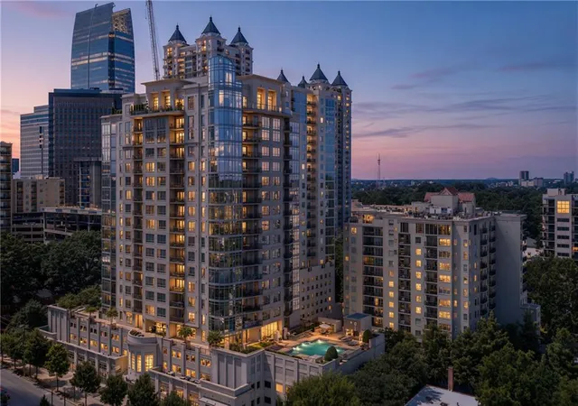 Listing Photo 3 - Condo for sale in building located at 222 12Th St Ne, Atlanta, GA 30309 - Unit #2105