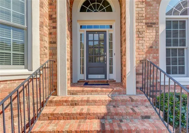Photo 3 of Sale Pending at 2640 Ivy Brk Ln Ne, Buford, GA 30519 | MLS# 7825064 | Listing updated on 2026-09-08