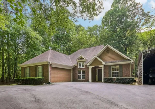 2nd image of 105 Flowers Dr, Covington, GA 30016 | MLS# 7765462