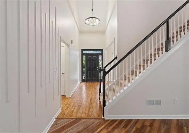5th image of 8745 Stone River Dr, Gainesville, GA 30506 | MLS# 7805543
