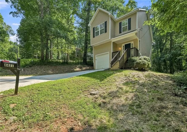 Photo 2 of Single family home for sale at 4421 Wallace Cir, Snellville, GA 30039 | MLS# 7822375 | Listing updated on 2026-09-10