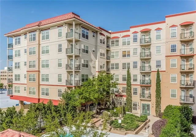 Condominium at 230 E Ponce De Leon Ave #615, Decatur, GA 30030 | MLS# 5815429 | | Sold on 2017-04-21