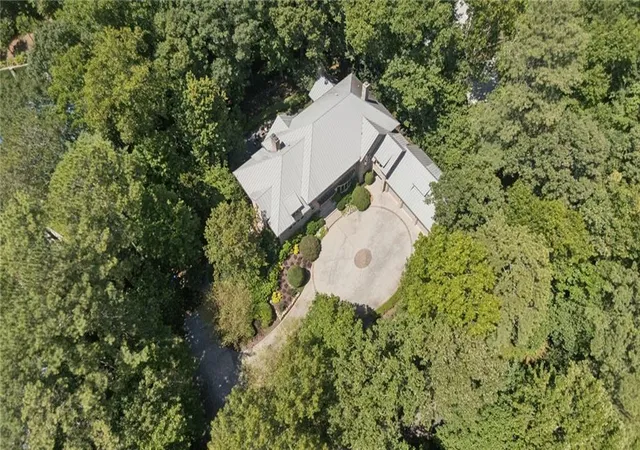 Photo 19 of Single family home for sale at 4036 Conway Valley Rd, Atlanta, GA 30327 | MLS# 7826259 | Listing updated on 2026-09-13
