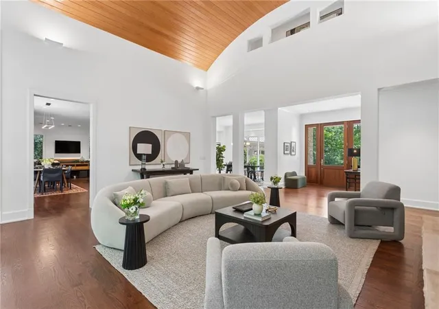 Photo 3 of Single family home for sale at 4036 Conway Valley Rd, Atlanta, GA 30327 | MLS# 7826259 | Listing updated on 2026-10-04