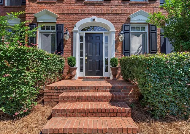 Photo 3 of Single family home for sale at 715 Brafferton Way, Johns Creek, GA 30005 | MLS# 7793871 | Listing updated on 2026-09-16