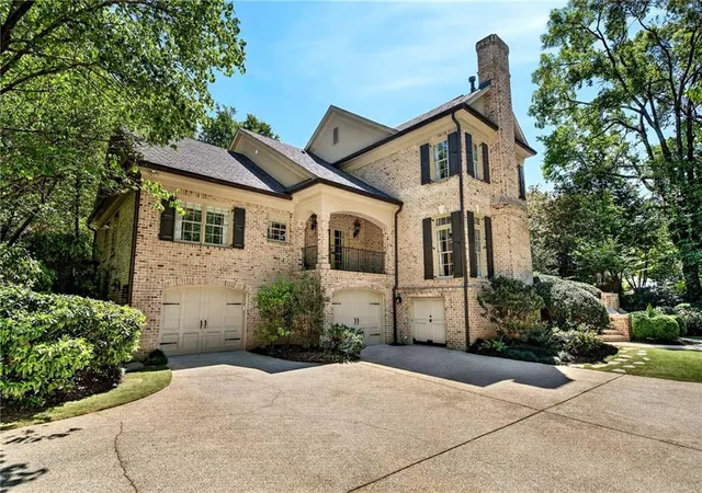 Photo 110 of Single family home for sale at 4917 Rebel Trl, Sandy Springs, GA 30327 | MLS# 7758685 | Listing updated on 2026-09-08