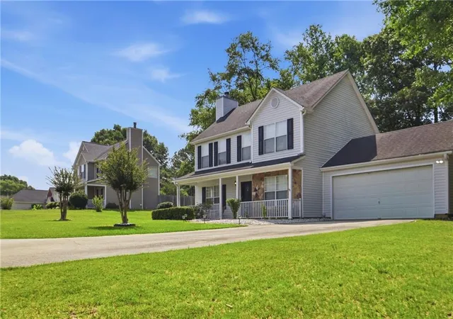 Homes for sale in Loganville, GA | 3740 Michaels Creek Wy, Loganville, GA 30052 | MLS# 7799399