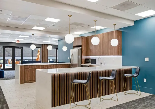 2nd image of 620 Peachtree St Ne, Atlanta, GA 30308