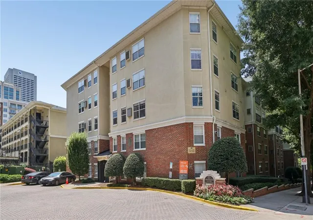 1st image of 800 Peachtree St Ne #1105, Atlanta, GA 30308 | MLS# 7825780