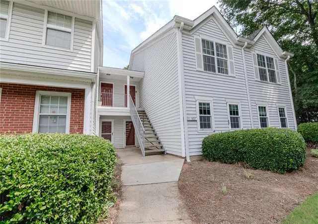 2nd image of 3058 Westwood Wy, Alpharetta, GA 30004 | MLS# 7815791
