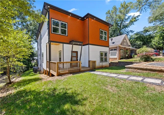 1st image of 2166 Belvedere Ave Sw, Atlanta, GA 30311 | MLS# 7737580