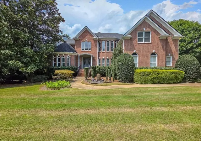 Photo 2 of Single family home for sale at 8190 Nesbit Fry Rd, Sandy Springs, GA 30350 | MLS# 7811746 | Listing updated on 2026-09-11