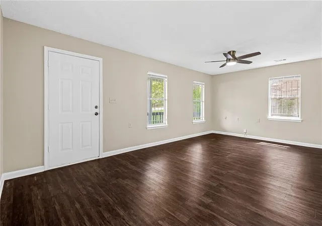 2nd image of 660 Cedar Ave Nw, Atlanta, GA 30318 | MLS# 7747199