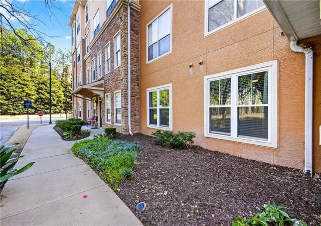 Homes for sale in Brookhaven, GA | 10 Perimeter Summit Blvd Ne #4113, Brookhaven, GA 30319 | MLS# 7801988