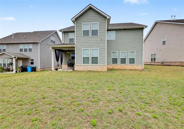 Photo 4 of Single family home for sale at 521 Teversham Dr, Mcdonough, GA 30253 | MLS# 7811821 | Listing updated on 2026-08-12