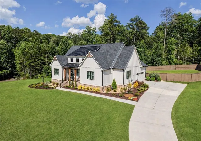 2nd image of 253 London Rd, Ball Ground, GA 30107 | MLS# 7819062