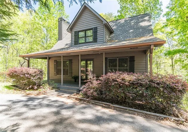 Homes for sale in Dahlonega, GA | 505 River Flow Dr, Dahlonega, GA 30533 | MLS# 7754695