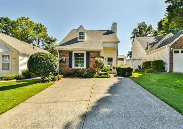 Photo 4 of Sale Pending at 2597 Albion Farm Way, Duluth, GA 30097 | MLS# 7806081 | Listing updated on 2026-09-11