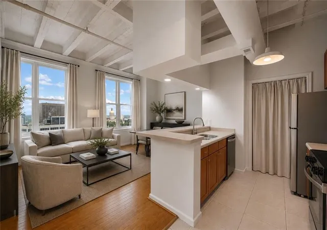 Photo 4 of Condo for sale at 32 Peachtree St NW #1306, Atlanta, GA 30303 | MLS# 7814849 | Listing updated on 2026-09-14