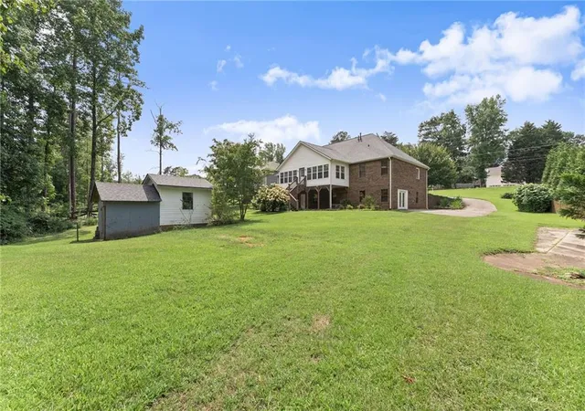 Photo 3 of Single family home for sale at 2785 Pilgrim Ml Rd, Cumming, GA 30041 | MLS# 7812670 | Listing updated on 2026-08-25