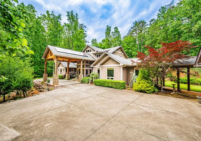 Photo 1 of Sale Pending at 190 Still Rd, Clarkesville, GA 30523 | MLS# 7794081 | Listing updated on 2026-09-08