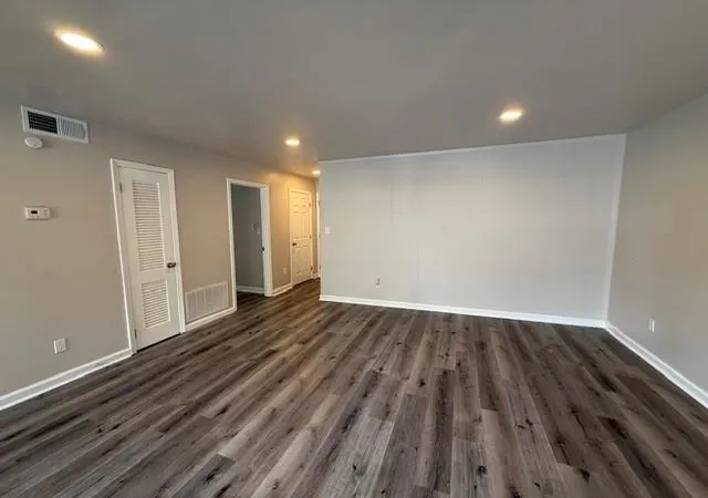 Photo 3 of Condo for sale at 346 Carpenter Dr #3, Sandy Springs, GA 30328 | MLS# 7819280 | Listing updated on 2026-08-13