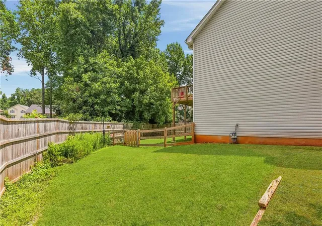 Photo 40 of Sale Pending at 1045 Queensbury Run, Acworth, GA 30102 | MLS# 7805648 | Listing updated on 2026-09-06